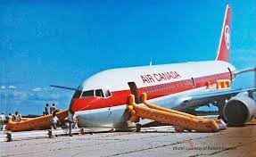 air-canada-143-phi-vu-ha-canh-may-bay-the-ky-vi-doi-nham-don-vi-153