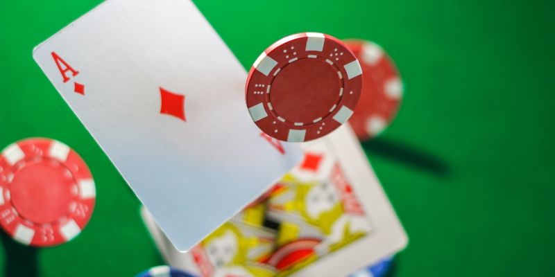 casino-va-nhung-kham-pha-bi-an-luat-ngam-the-gioi-day-cuon-hut-2004
